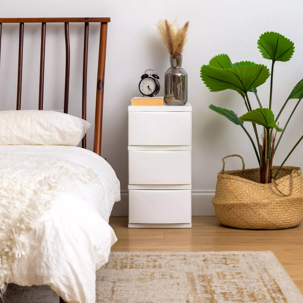 IRIS 3 Drawer Plastic Storage Chests White